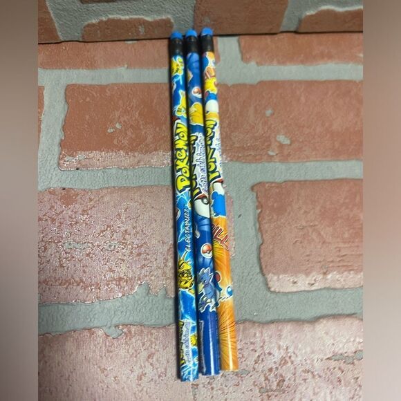 Pokémon Vintage 1999 Rose Art Pencil And Eraser Lot (3) Marill, Golduck - Picture 1 of 4